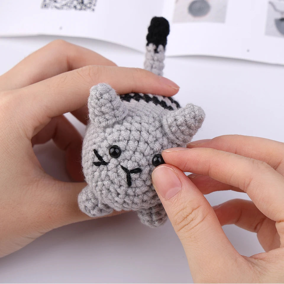 Cat Crochet Kit - Beginner Friendly Craft Set with Yarn & Tools